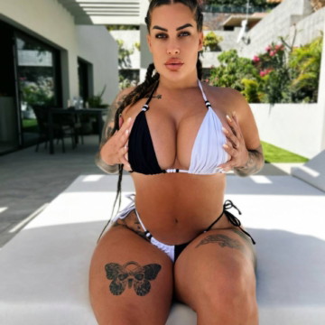 inkedbitchhh OnlyFans selfie by Inked Bitchhh