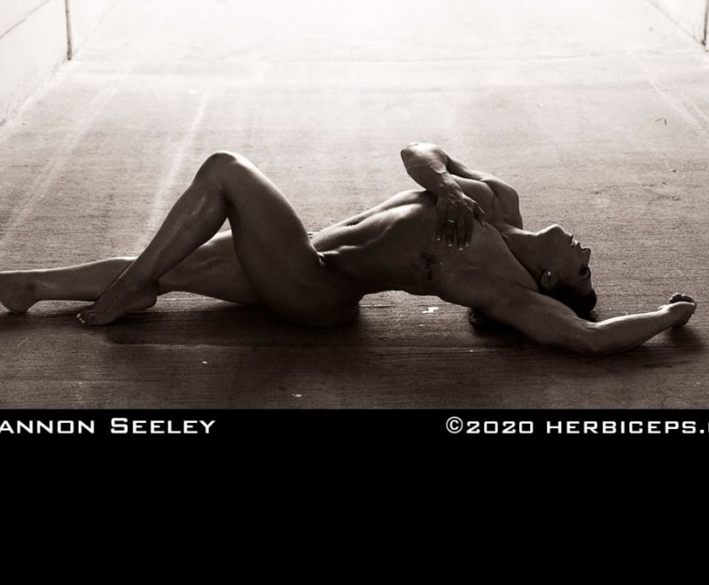 shannonseeley preview cover by Shannon Seeley on OnlyFans