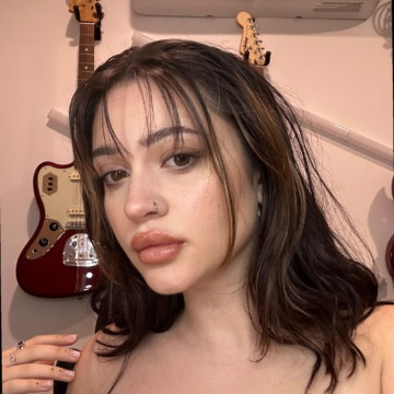 cocaloca OnlyFans selfie by Coca Loca