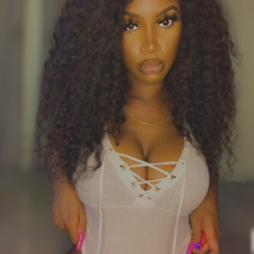 thelickmesoftly OnlyFans selfie by Lick Me Softly